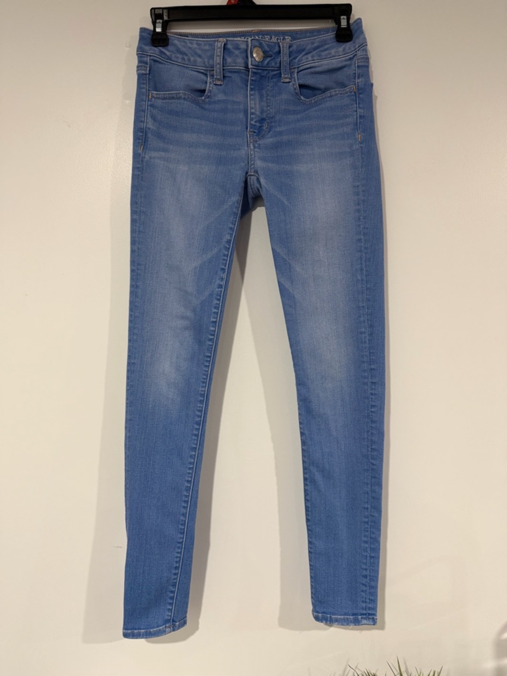 American Eagle Outfitters Light Blue Skinny Jeans